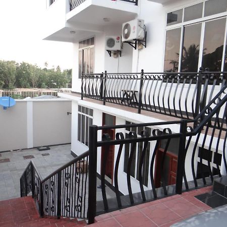 Sami Bnb - Apt 01 Makongo After Mlimani City Dar es Salaam Extérieur photo